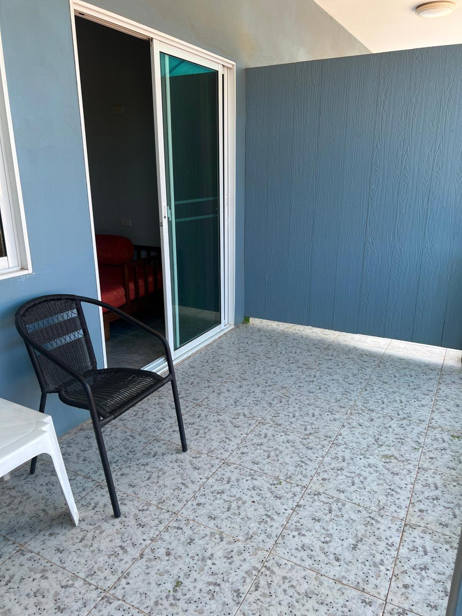 Nare Guest House 란타섬 외부 사진