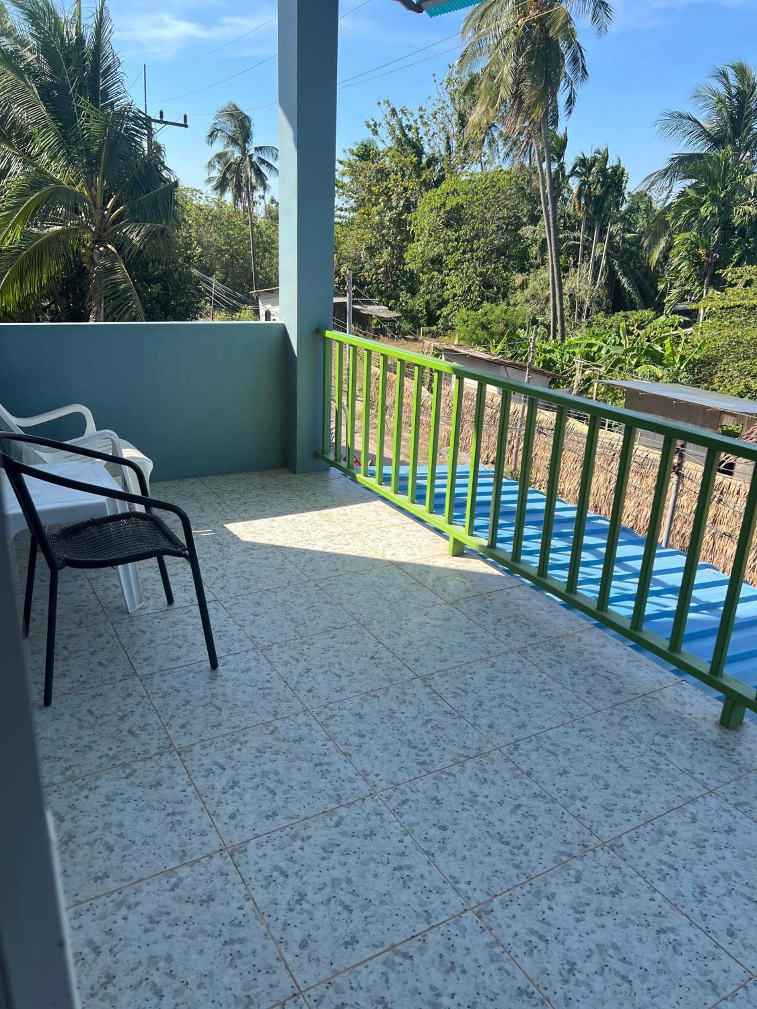 Nare Guest House 란타섬 외부 사진
